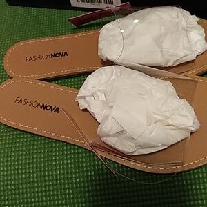Sandal 7 W